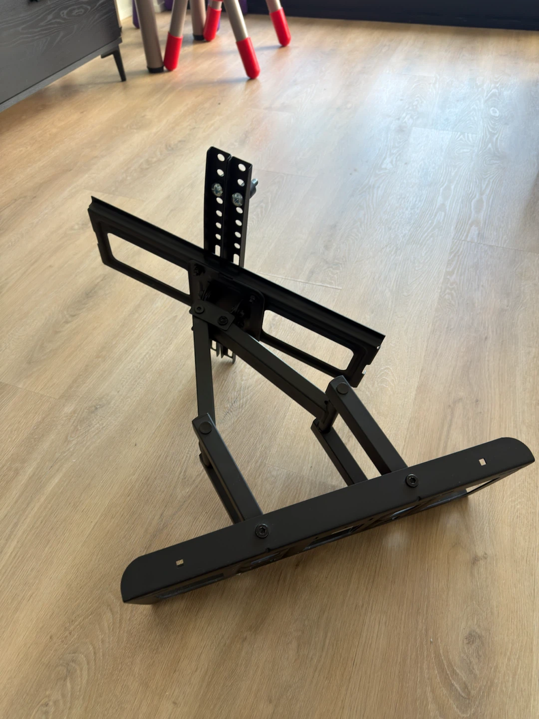 Pipishell Full Motion TV Wall Mount - photo 2