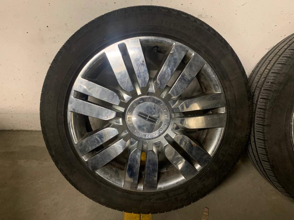 Pirelli Scorpion Tires and Rims 245/50 R20 - photo 3