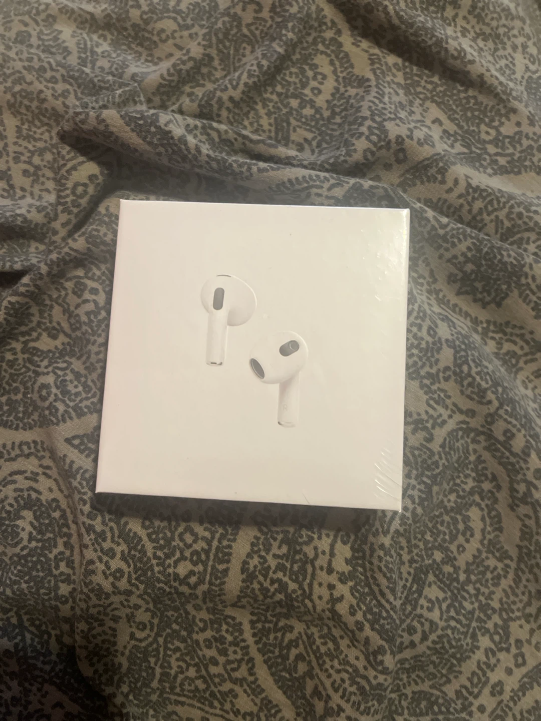 Earbuds