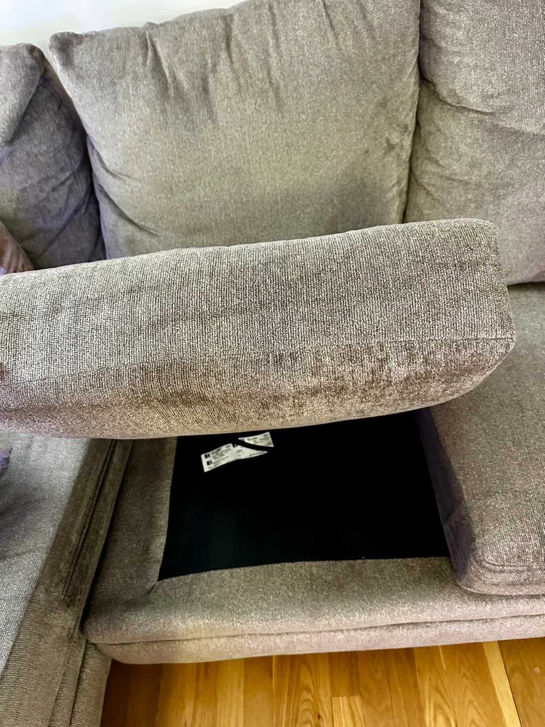 Luxe oversized Grey sofa with chaise - photo 4