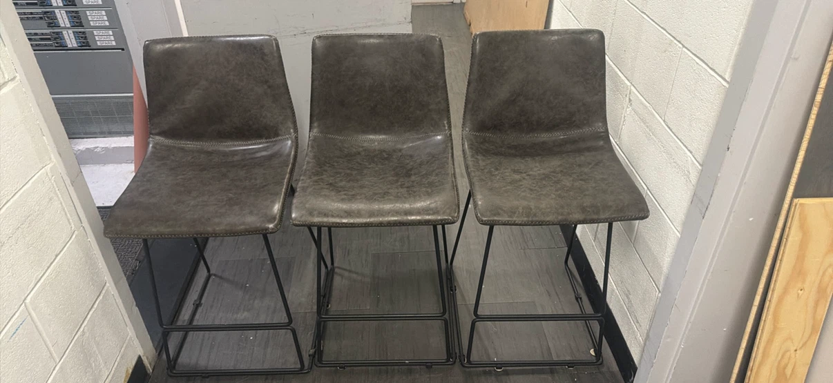 Yes they are available Set of 3 Gray Faux Leather Bar Stools