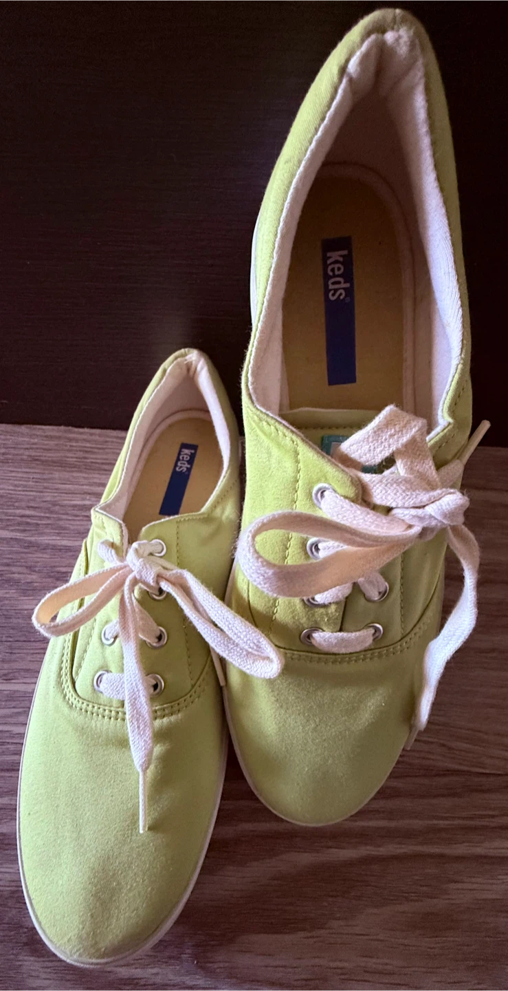 Like New • KEDS Lime Green Sneakers