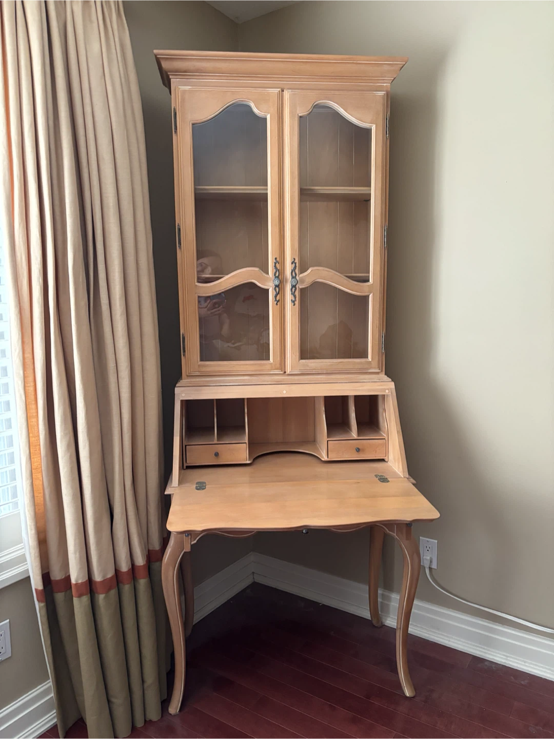 Ethan Allen Secretary Desk with Hutch - photo 2