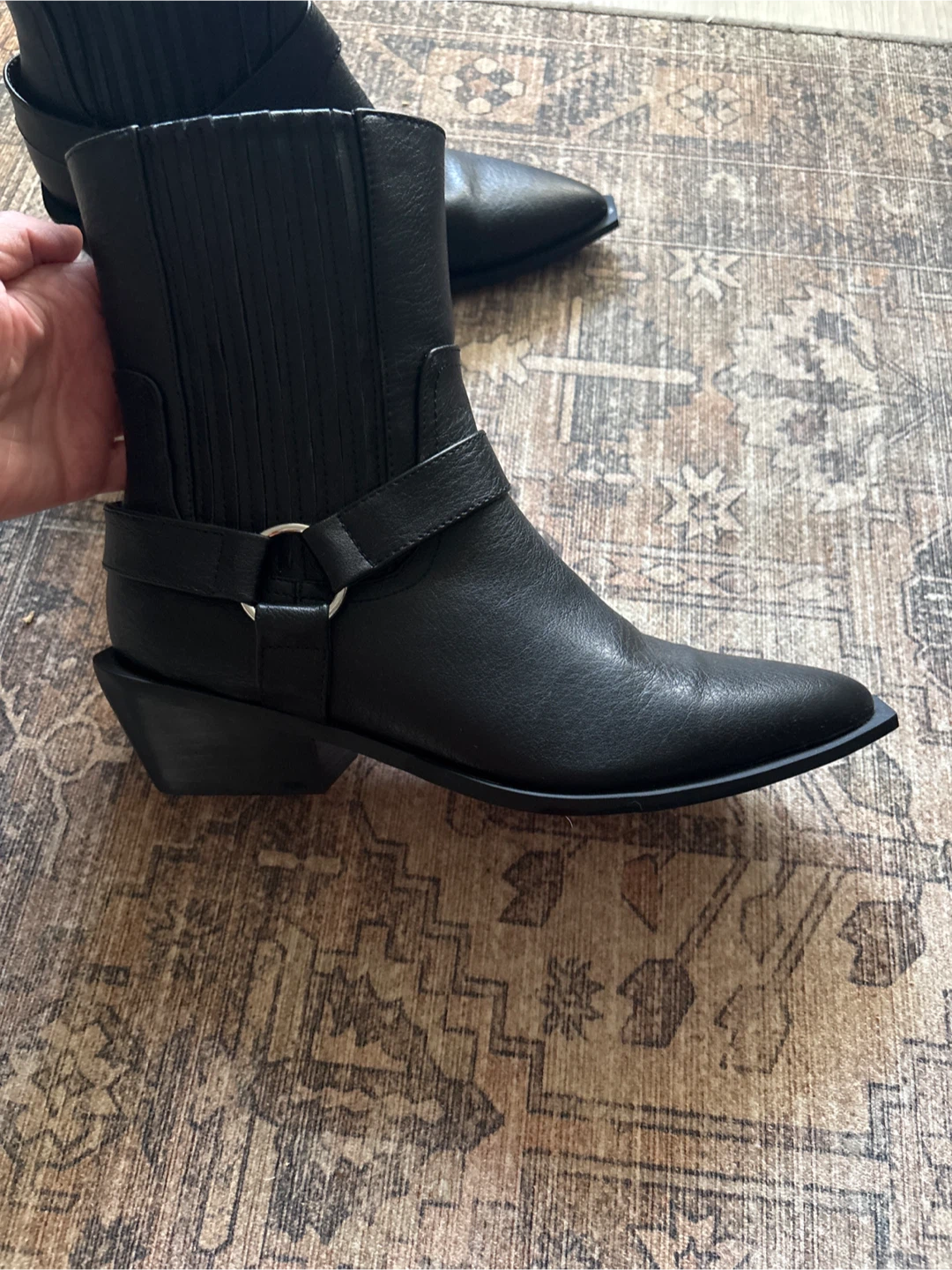 $4 Billini  Black Ankle Western Boots Size 8