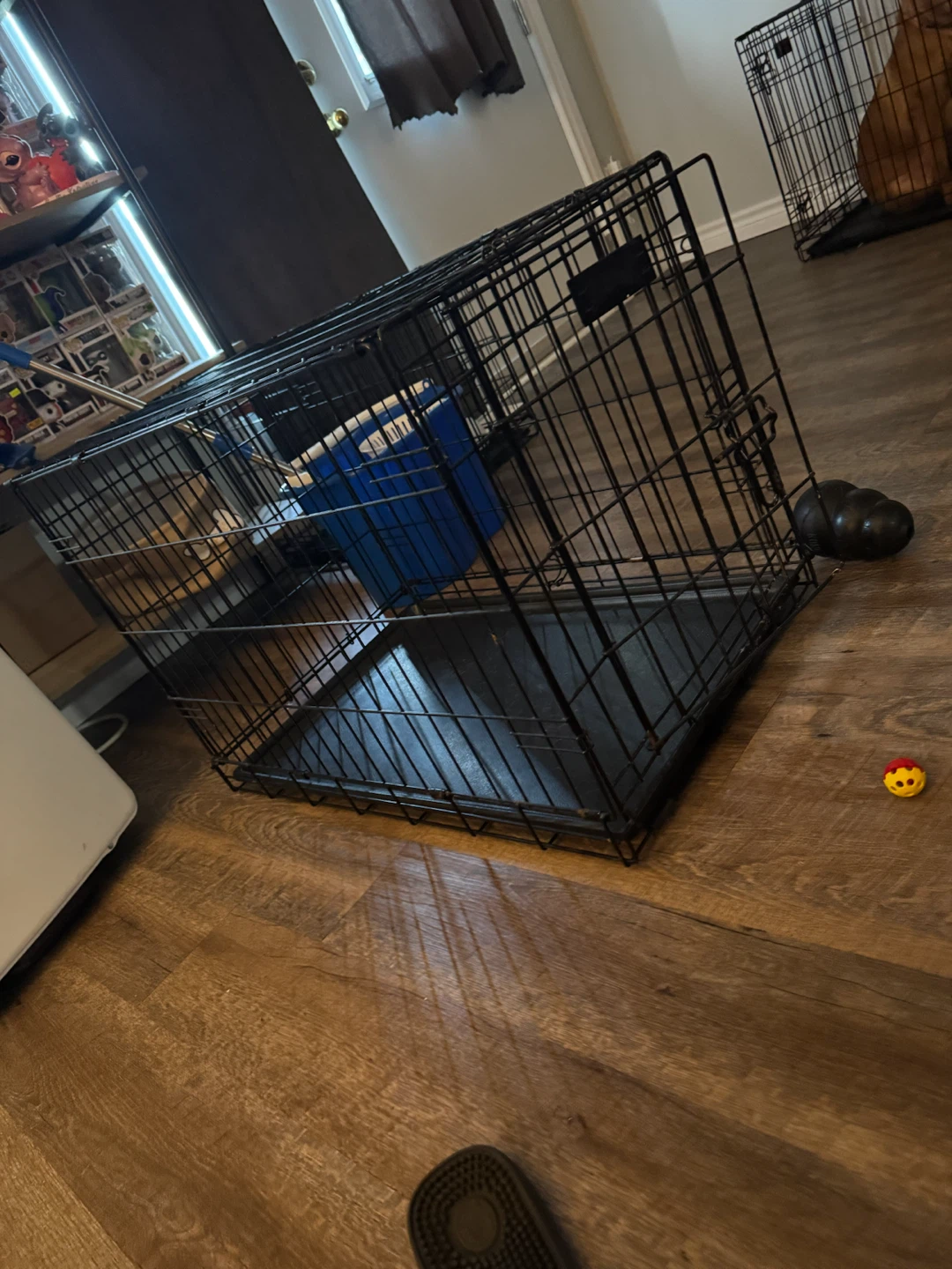 Large Black Metal Dog Crate