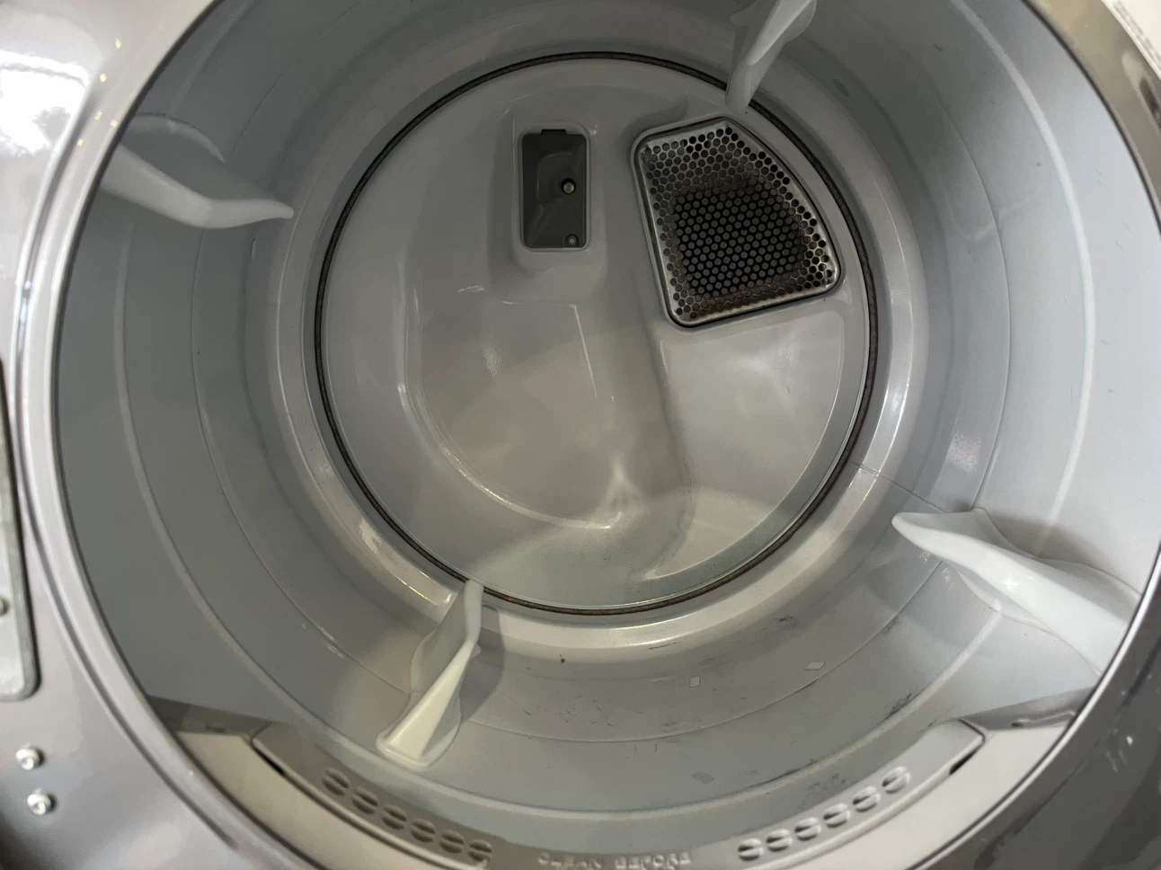 Whirlpool 27” Stackable Washer and Dryer Set - photo 3
