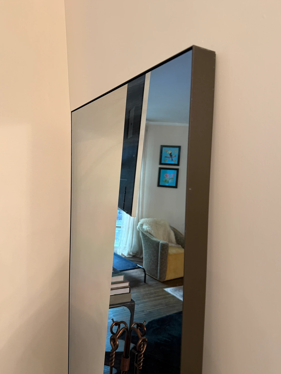 Lululemon Studio Mirror Smart Fitness Mirror - photo 2
