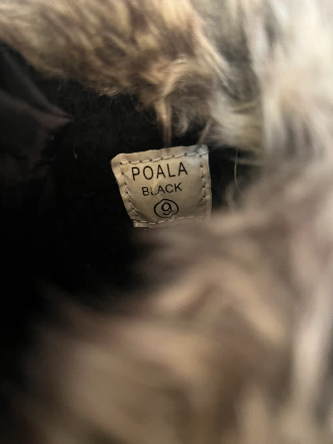 Poala Black Winter Boots Size 9 - photo 5