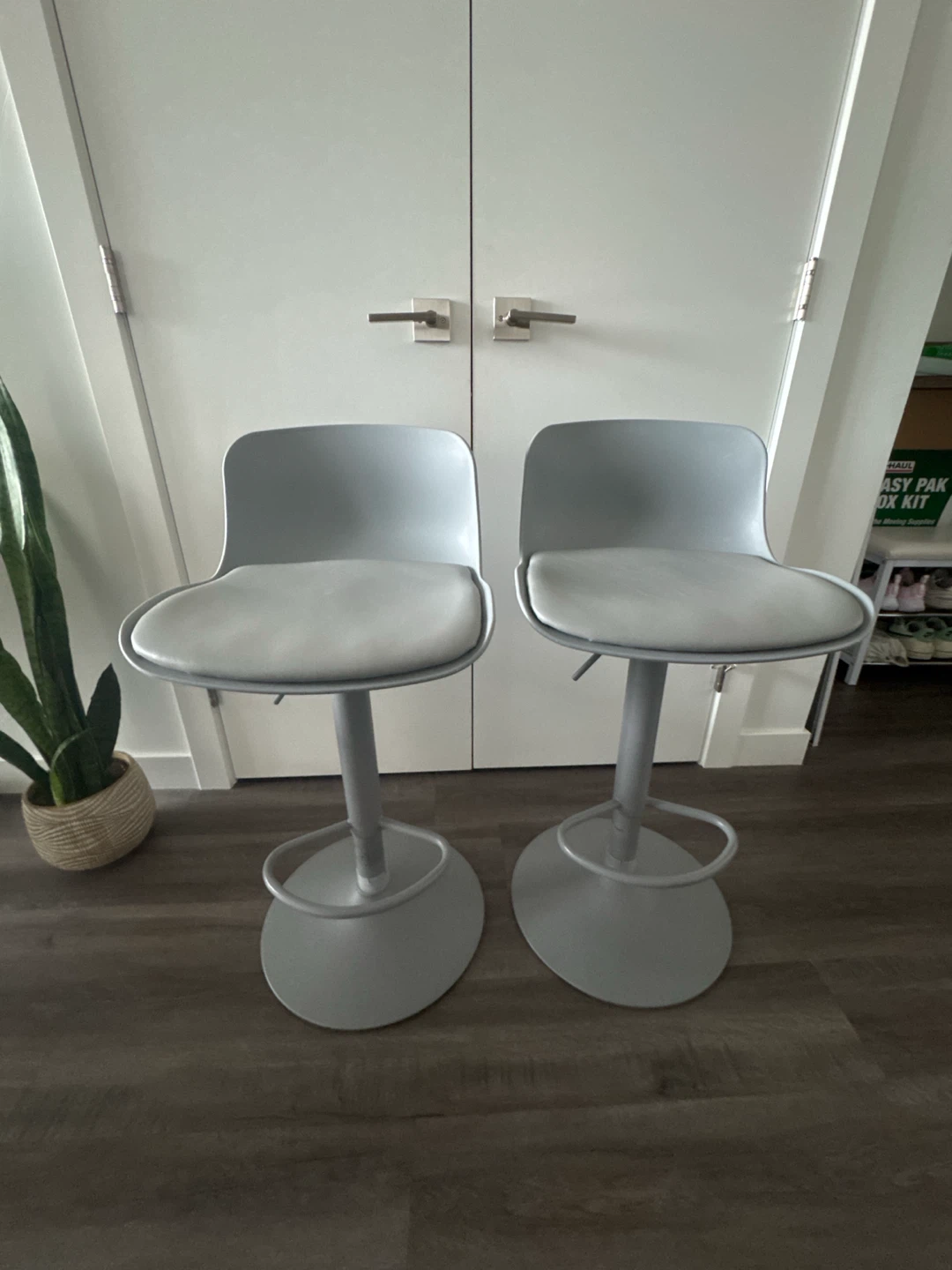 Set of 2 Grey Adjustable Bar Stools