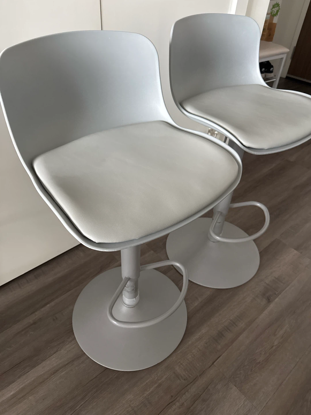 Set of 2 Grey Adjustable Bar Stools - photo 2