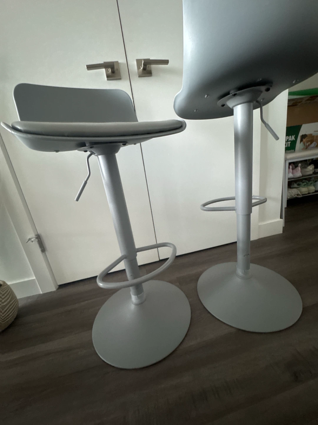 Set of 2 Grey Adjustable Bar Stools - photo 5