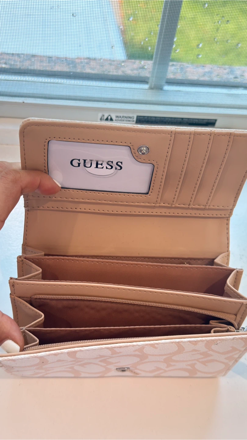 GUESS Beige Monogram Wristlet Wallet - photo 2