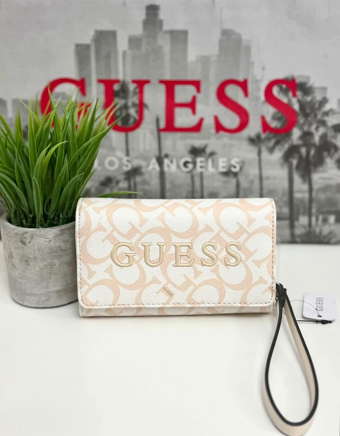 GUESS Beige Monogram Wristlet Wallet - photo 4