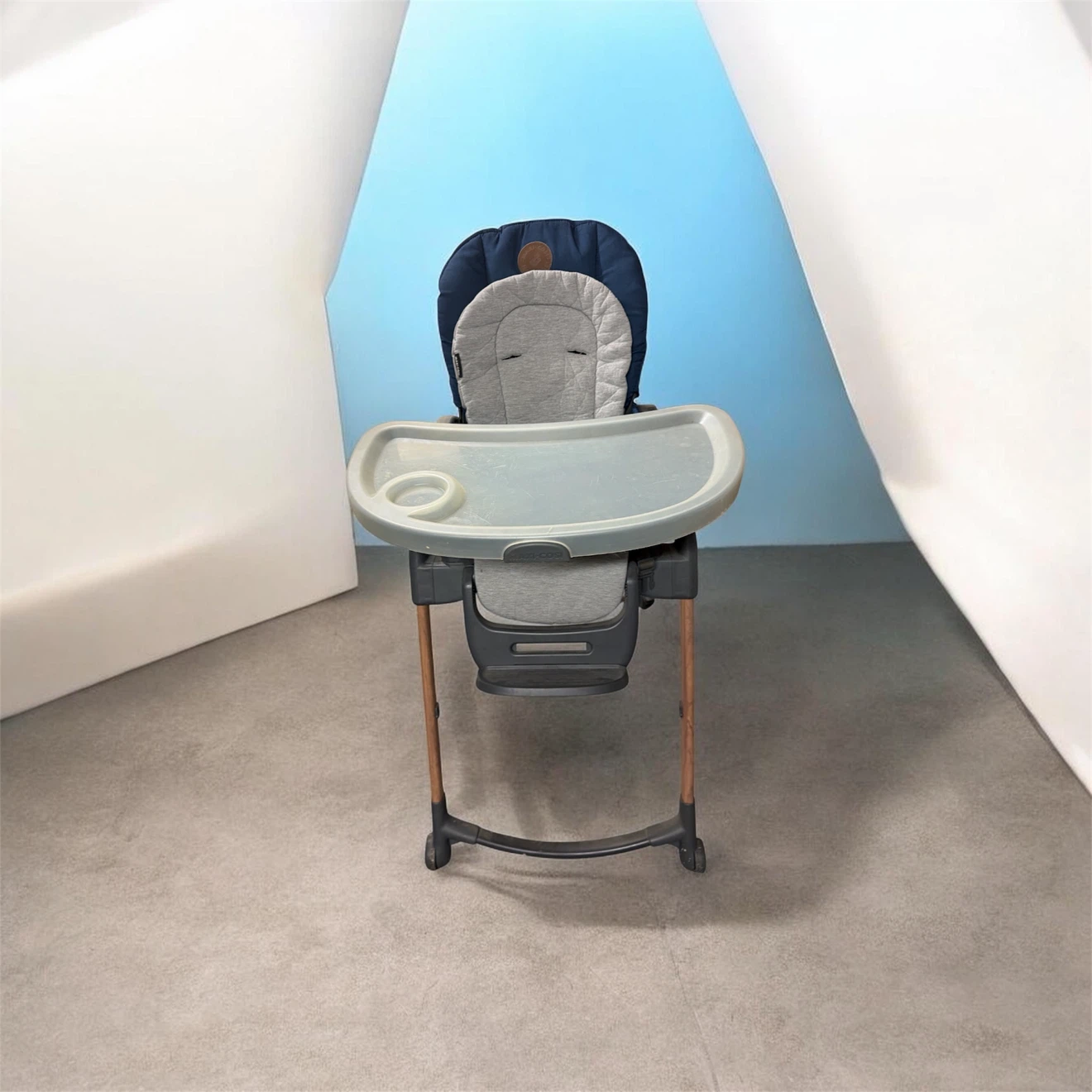 Maxi-Cosi High Chair - photo 2