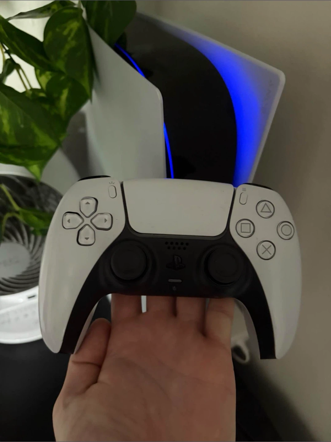 PS5 disc with 1 controller - photo 2