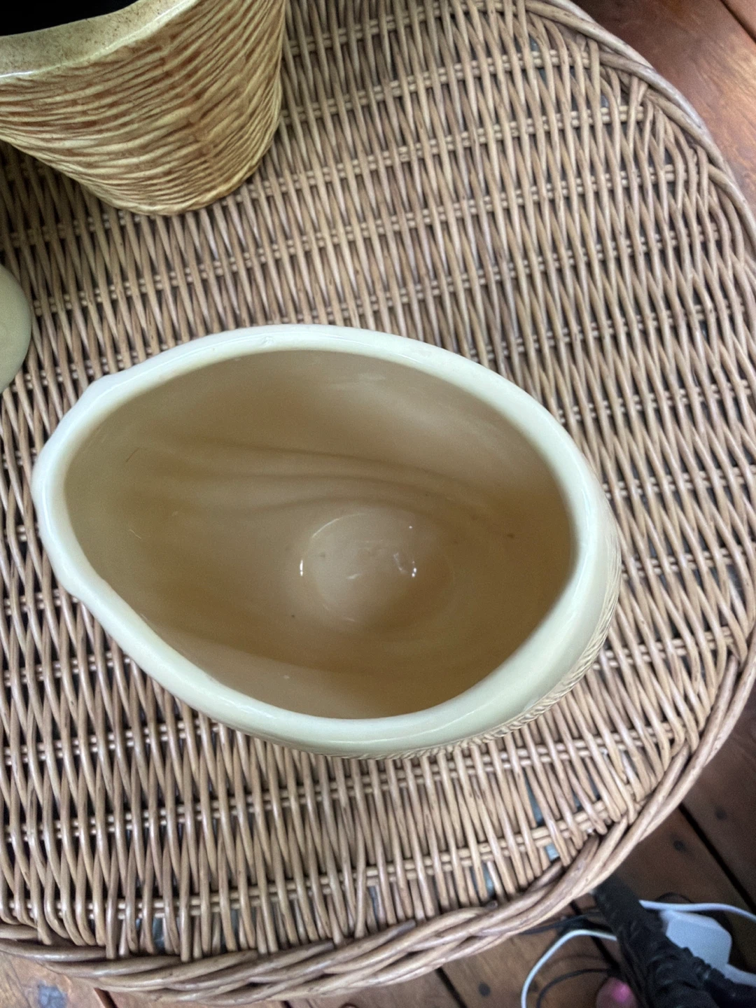 Vintage Cream Ceramic Vase - photo 3