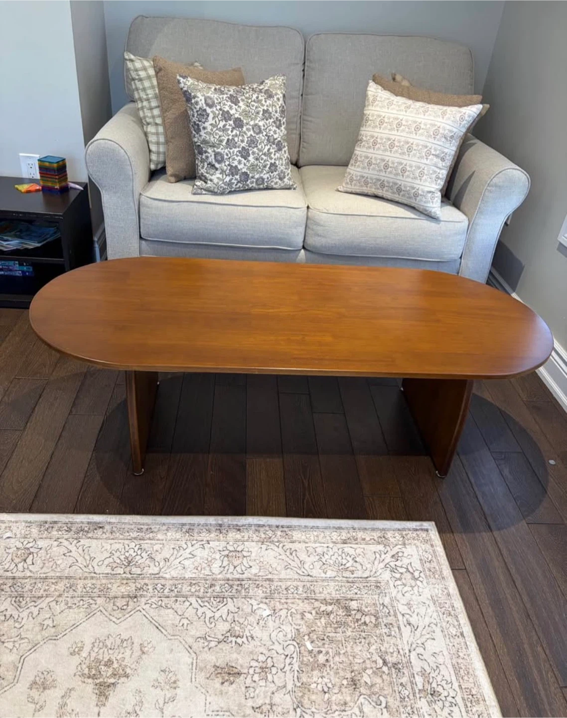 Oval Wooden Coffee Table - photo 2