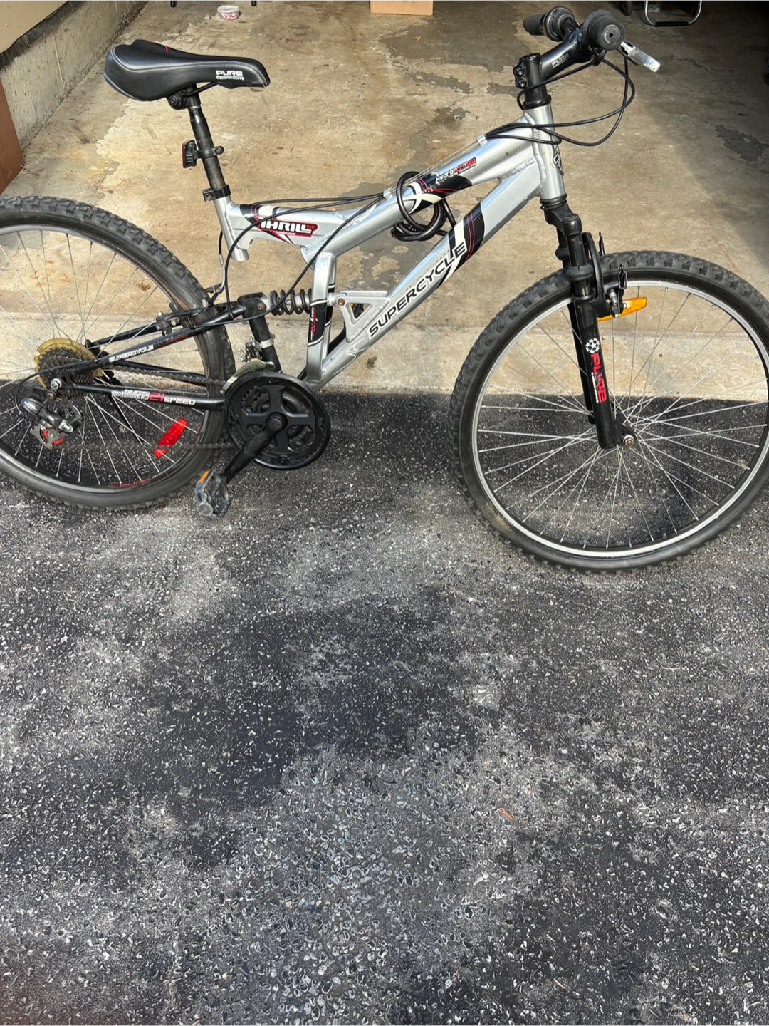 Supercycle Thrill 21-Speed Mountain Bike
