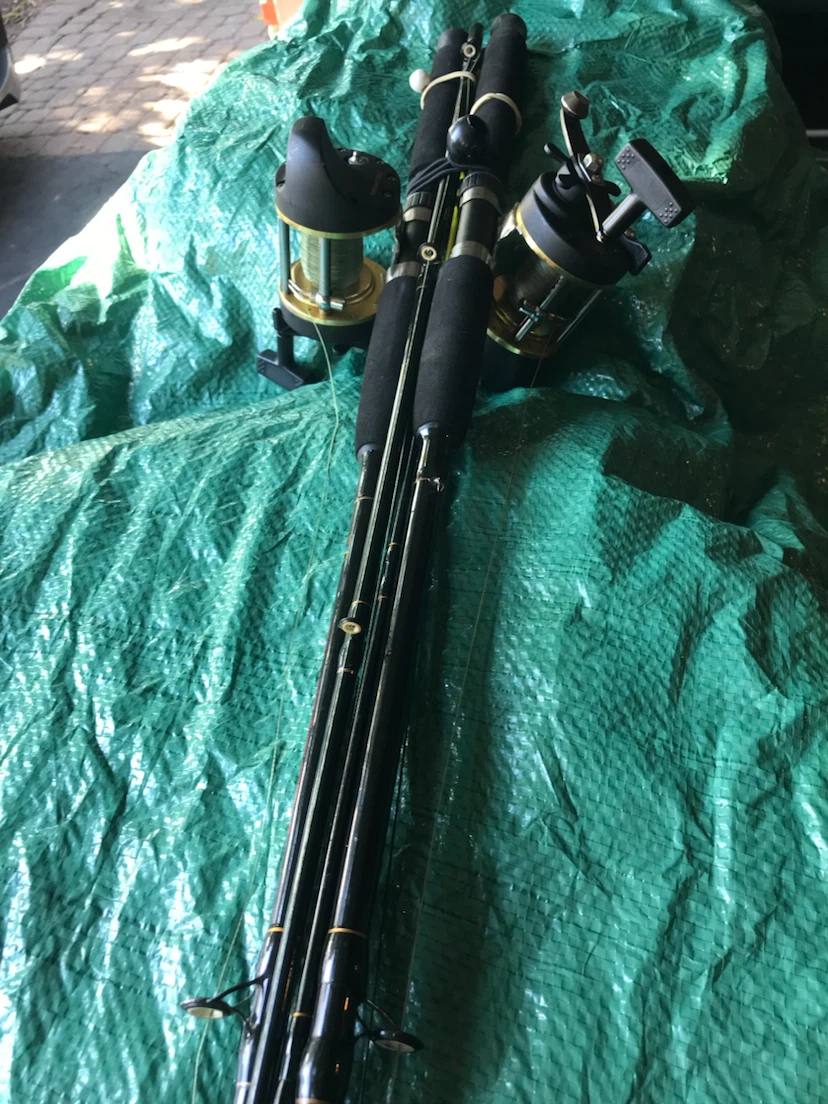 2 deep sea fishing poles - photo 3
