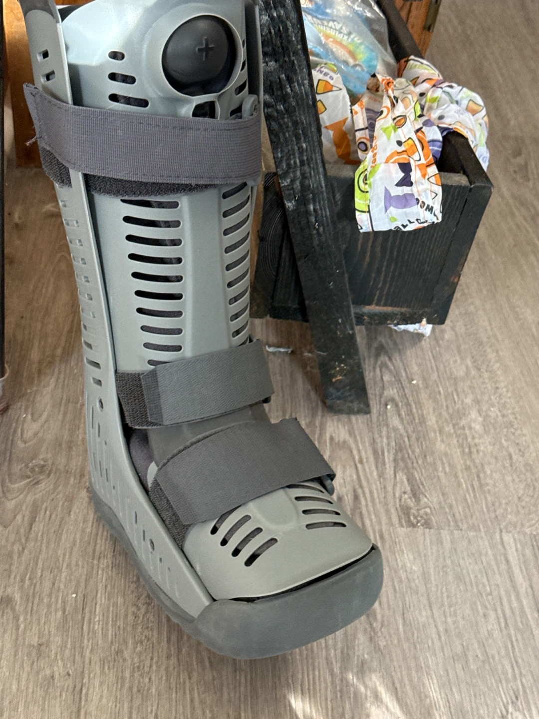 Medical Orthopaedic Walking Boot