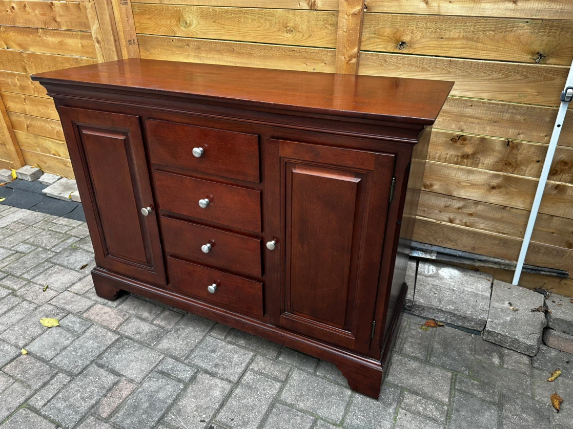 Solid Wood Sideboard / Dresser – Great Condition - photo 2