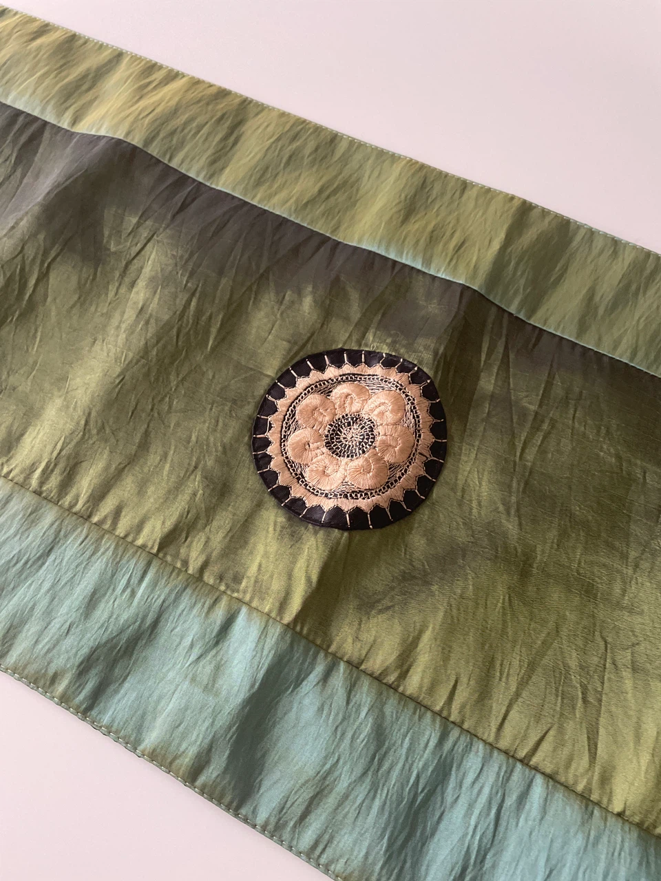 Green Embroidered Table Runner - photo 2