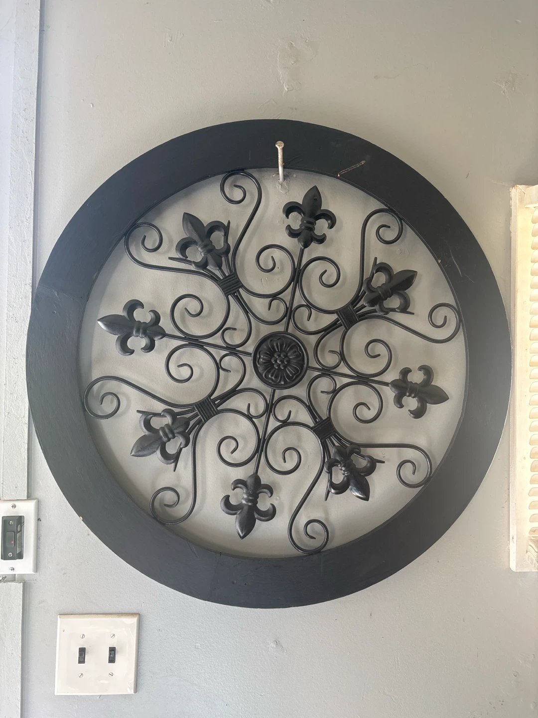 Black Metal Scrollwork Wall Decor