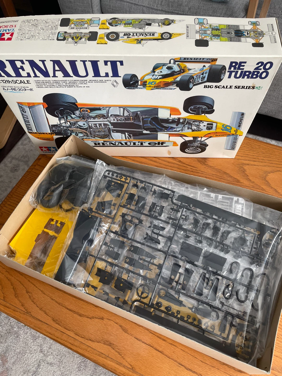 1:12 scale formula one model kit - photo 5