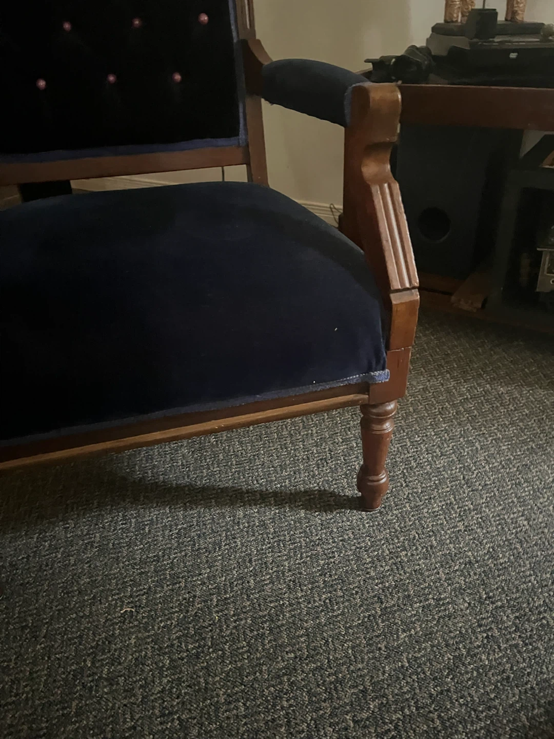 Vintage Navy Velvet Armchair - photo 4