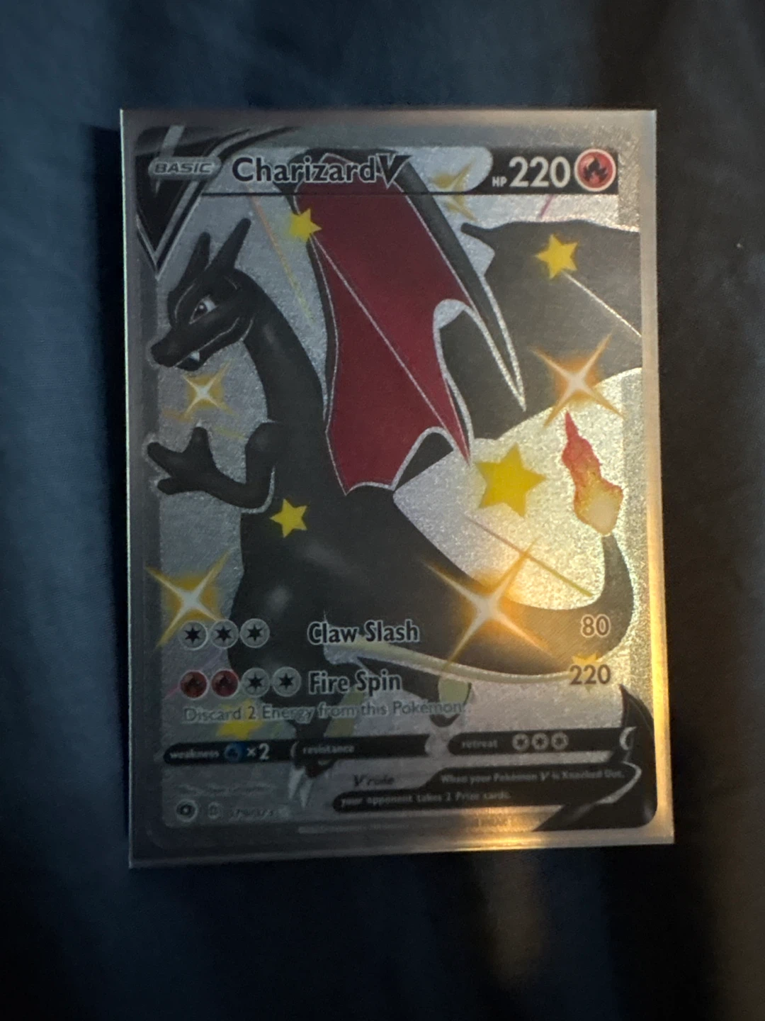 Shiny Charizard v shining fates