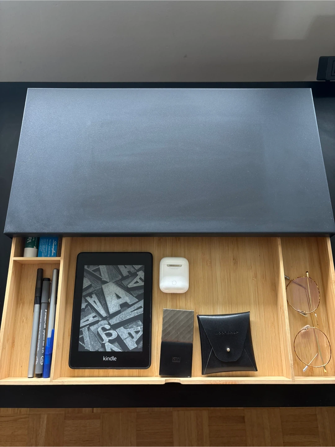 Elloven Ikea Montior Stand with Drawer - photo 3