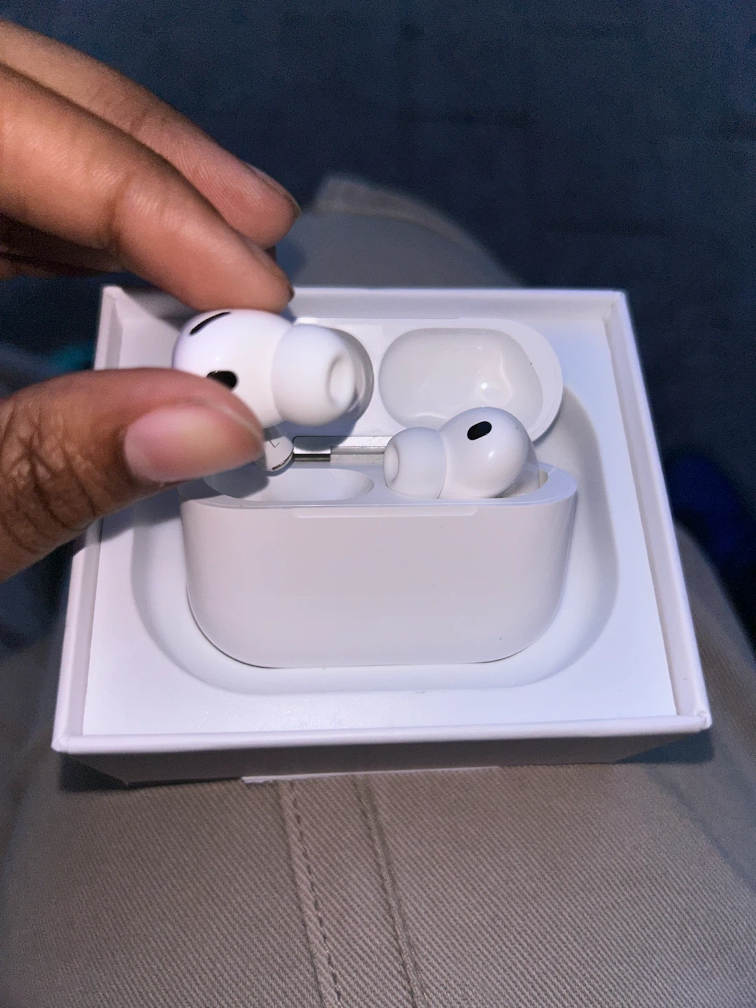 Apple AirPods Pro - photo 4