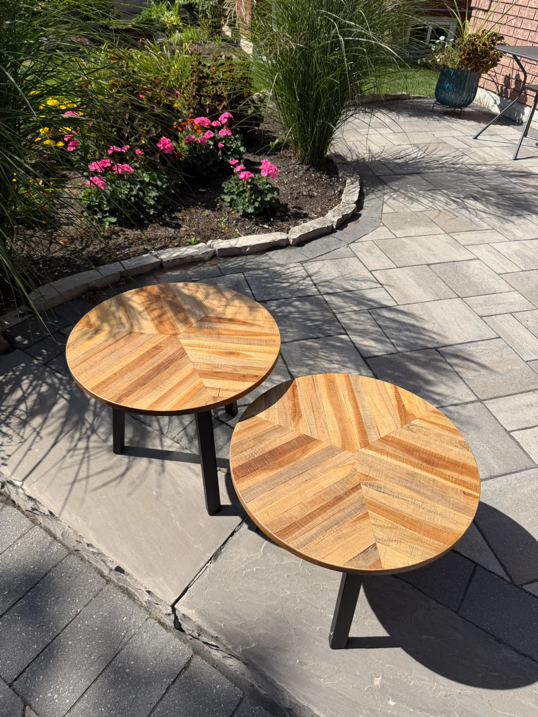 Structube Zak Nesting Tables