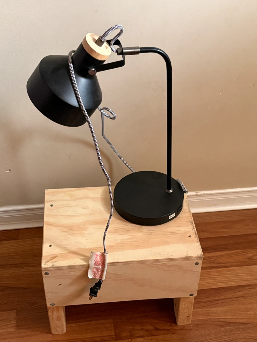 Black adjustable desk lamp