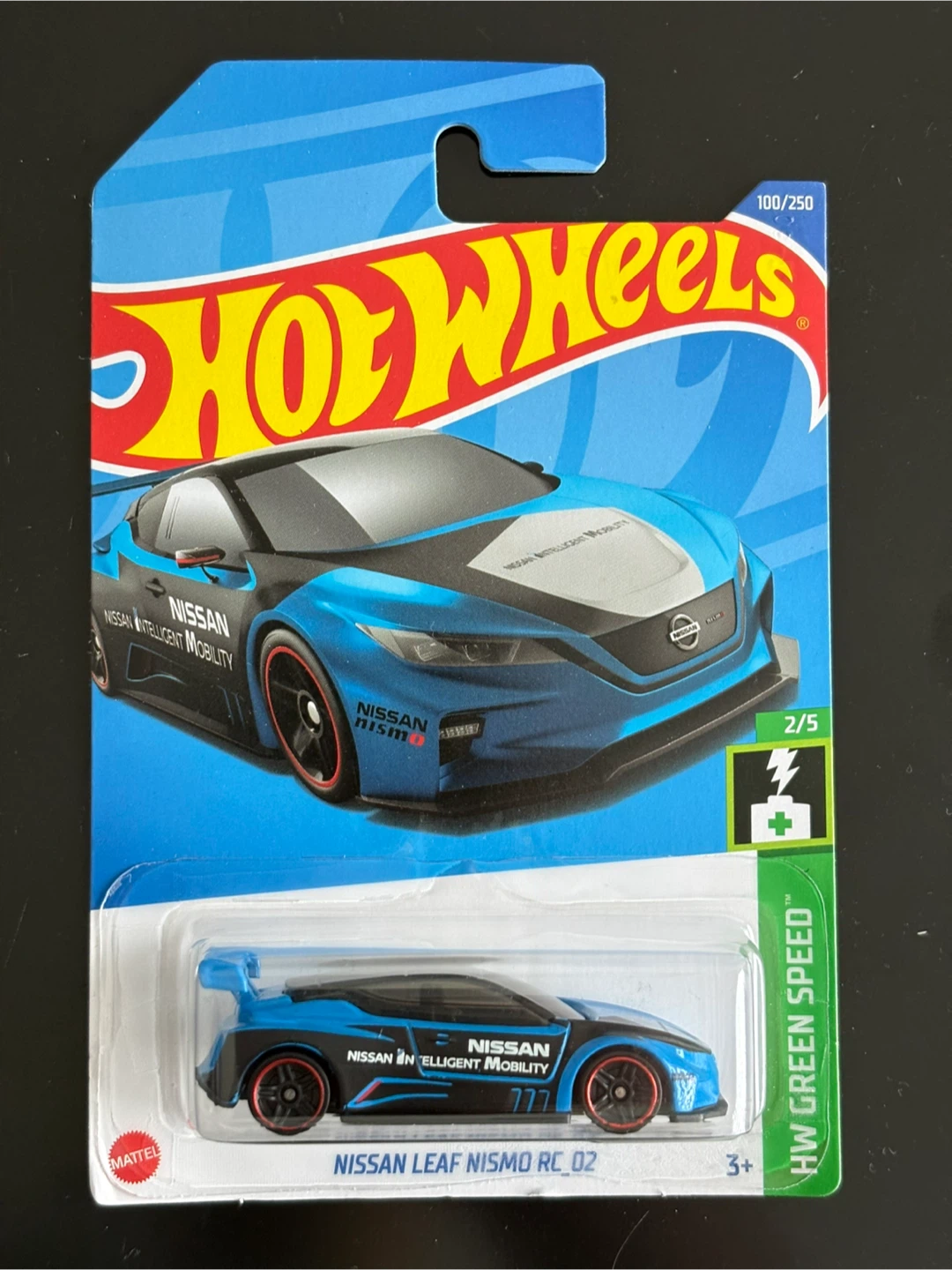 Hot Wheels Nissan Leaf Nismo RC 02