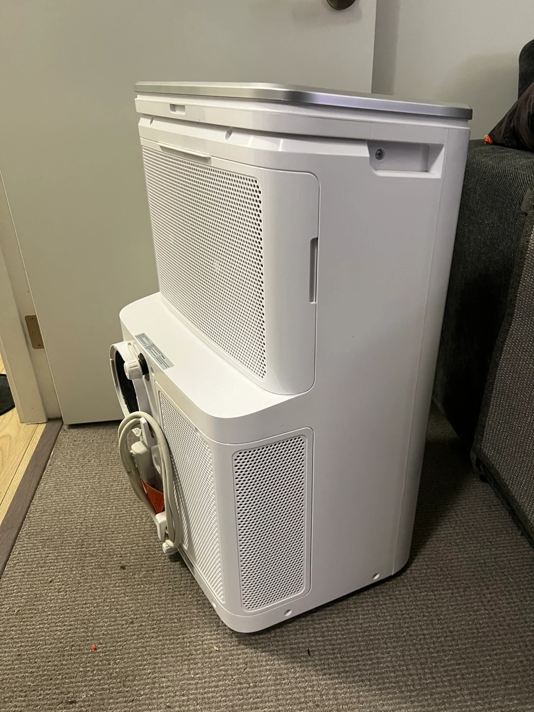 Frigidaire Portable Air Conditioner 13,000 BTU - photo 2