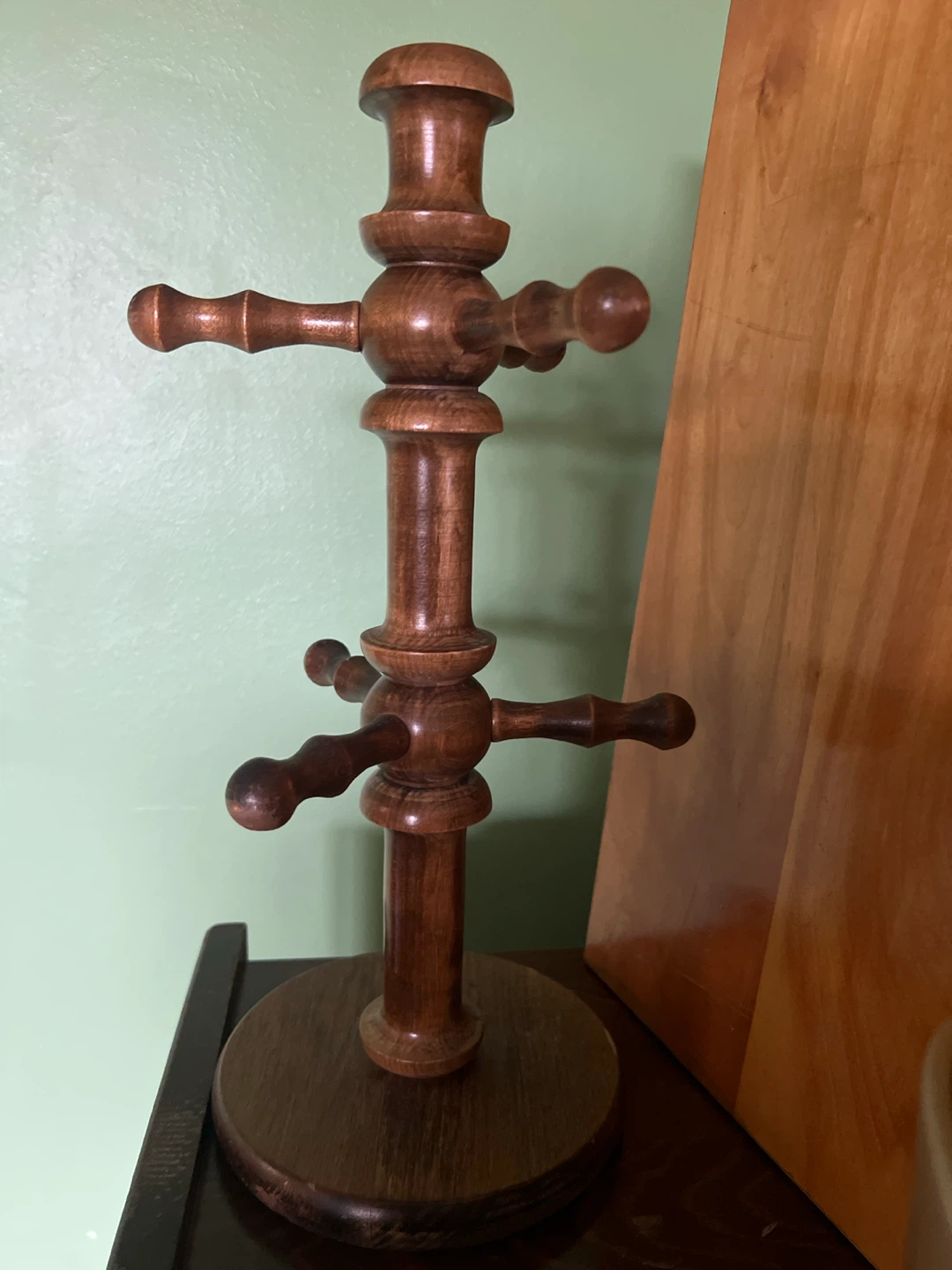 Wooden Mug Tree