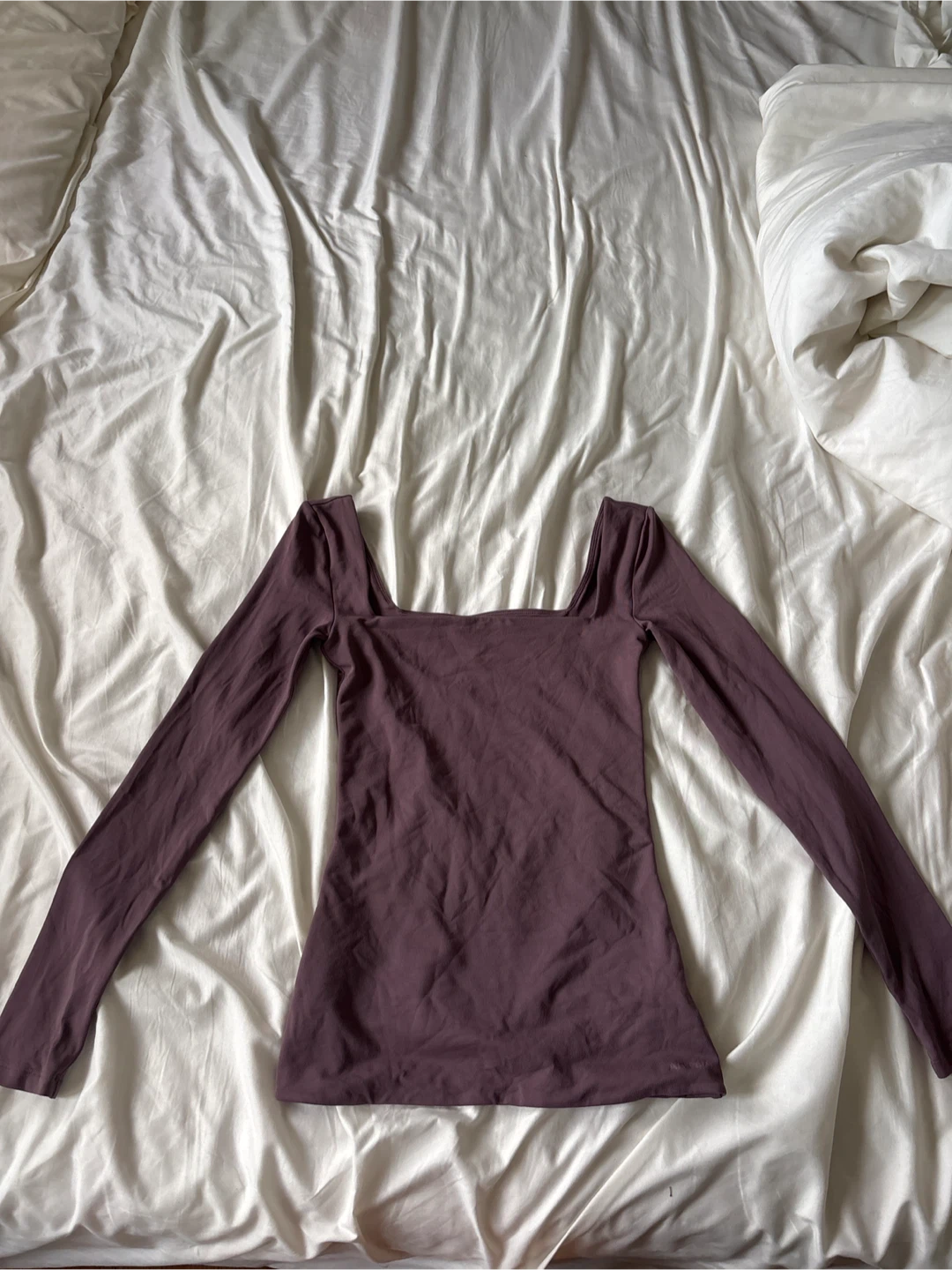 Aritzia Contour Long Sleeve Top