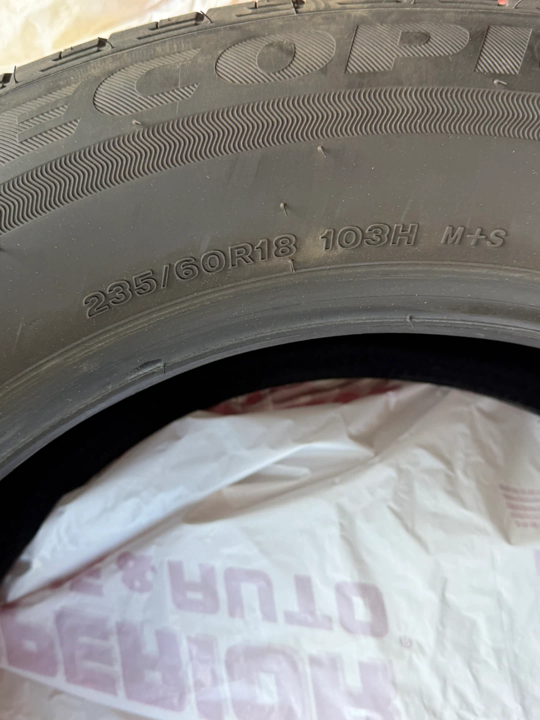 4 Bridgestone Ecopia H/L 422 Plus Tires – 235/60R18 – Like New