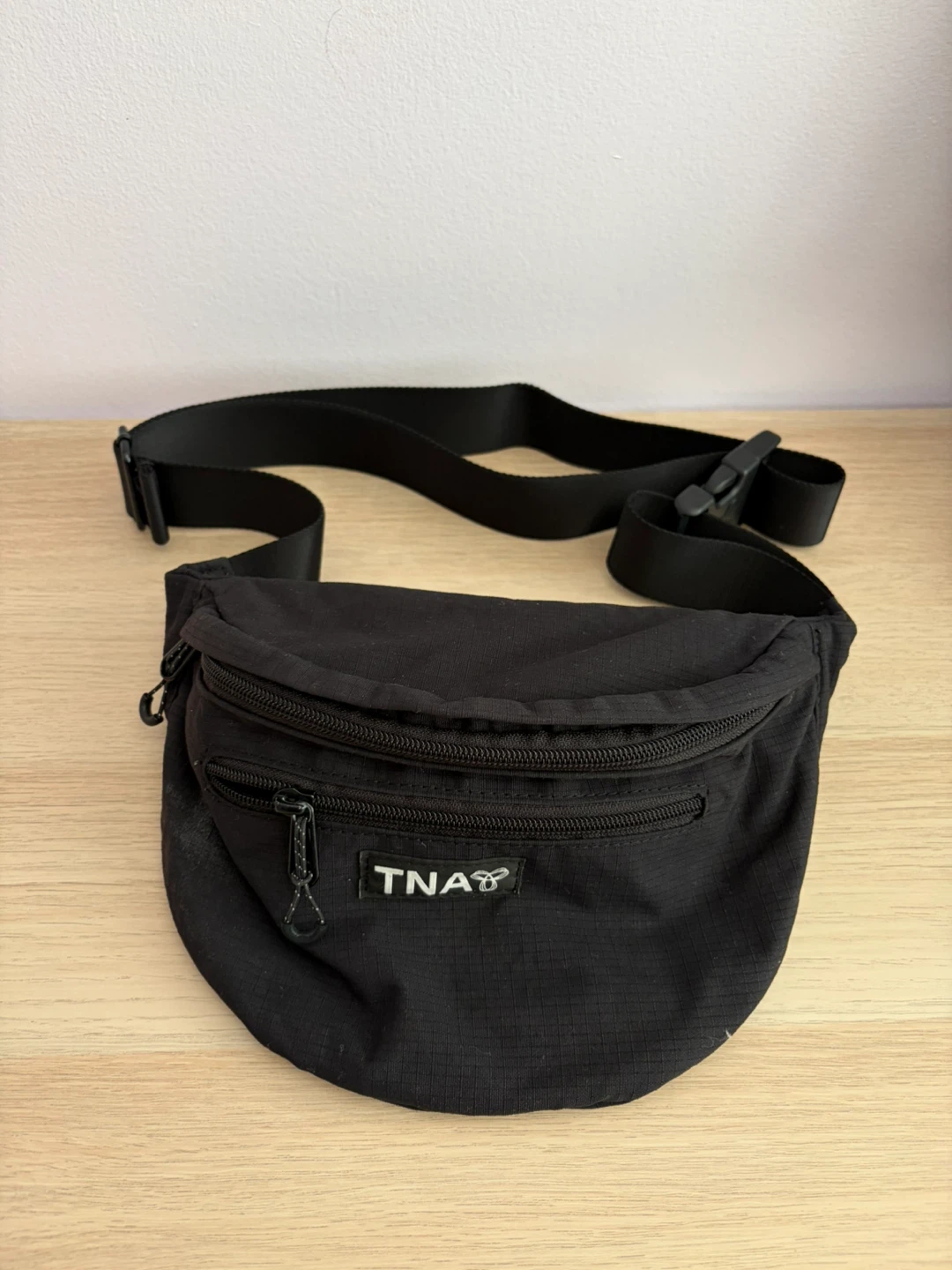TNA Crossbody Fanny Pack