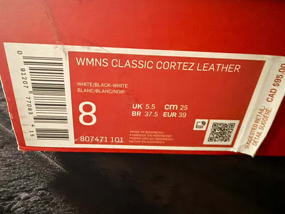 Nike WMNS Classic Cortez Leather Sneakers - photo 2