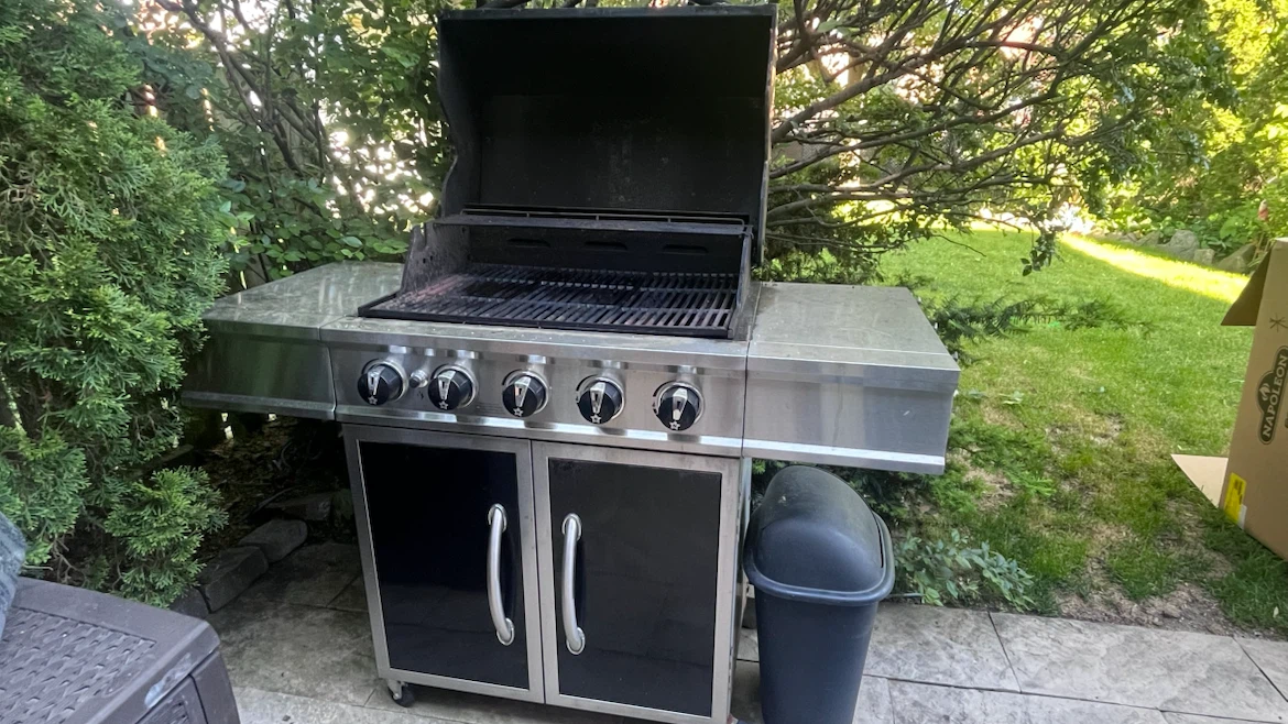 Nash & Co 5-Burner Gas Grill - photo 2