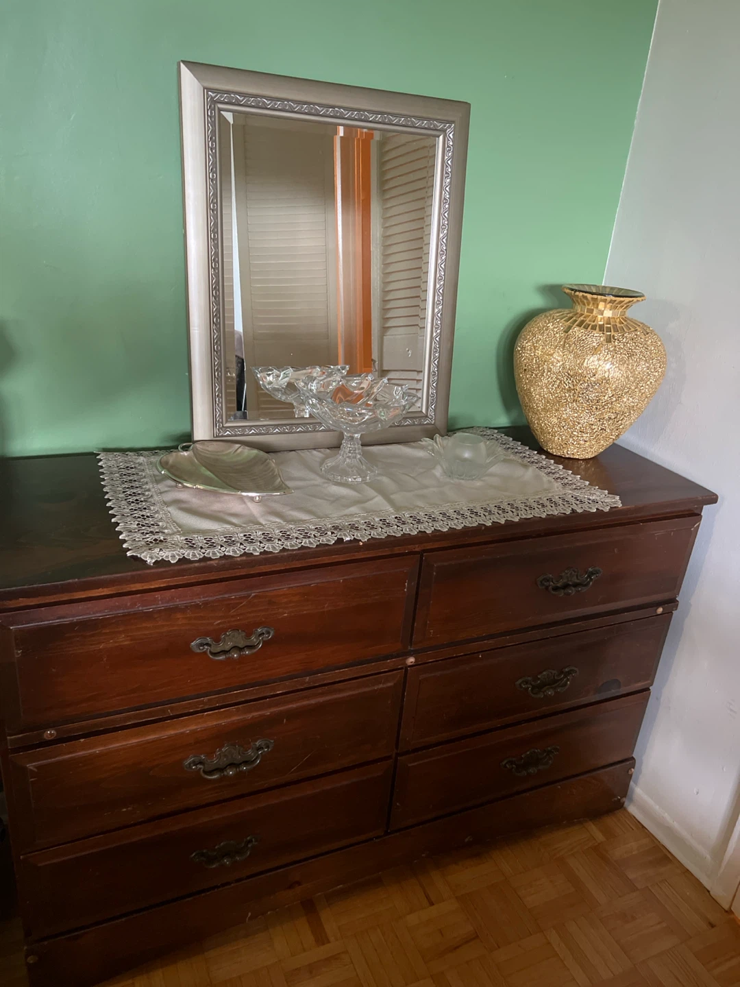 Solid wood 6-drawer dresser