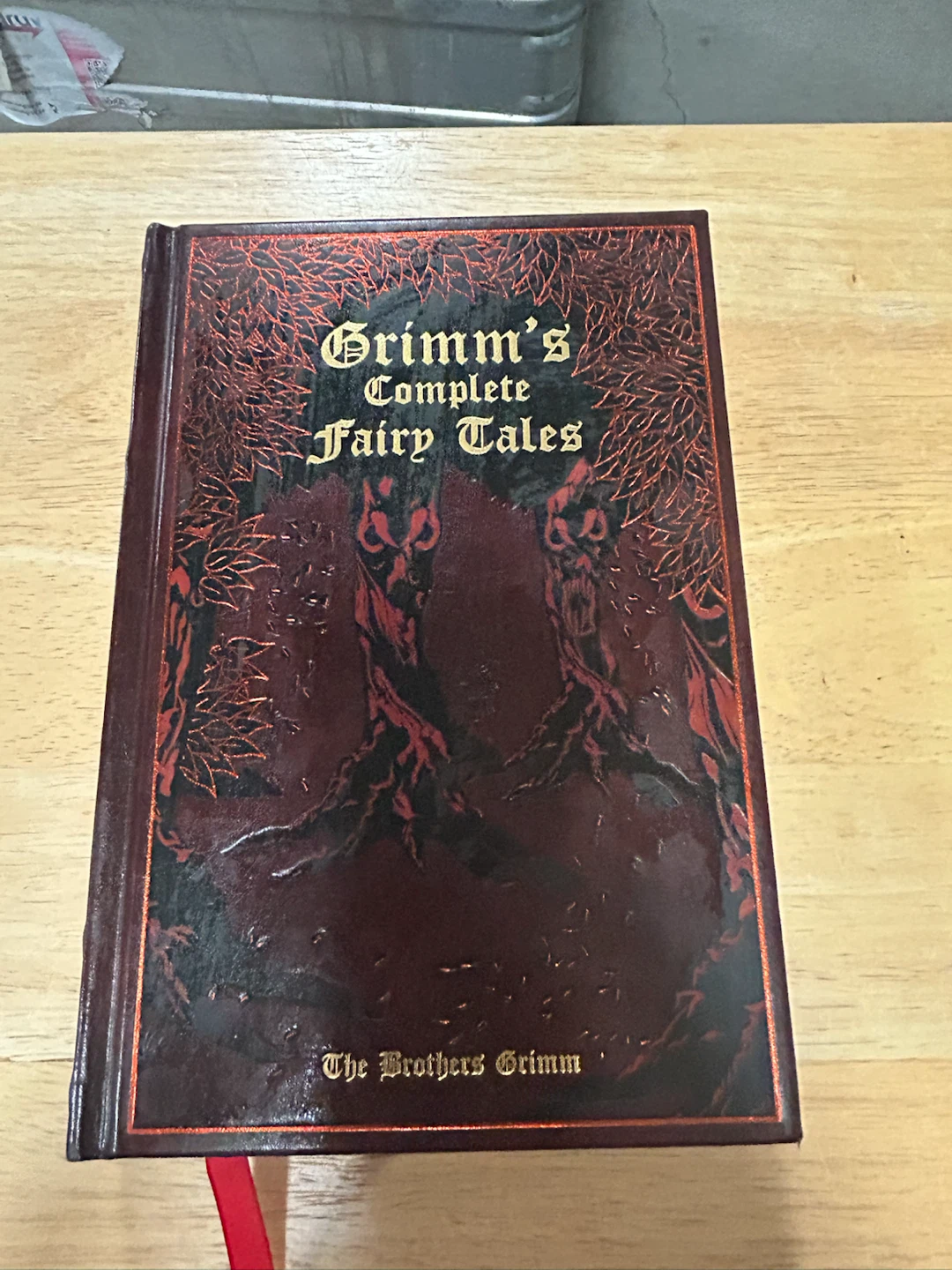 Grimm's Complete Fairy Tales Hardcover