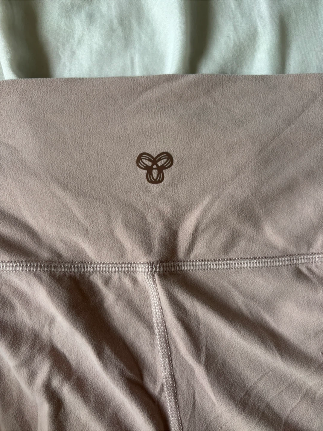 Aritzia TNA flared Leggings - photo 2