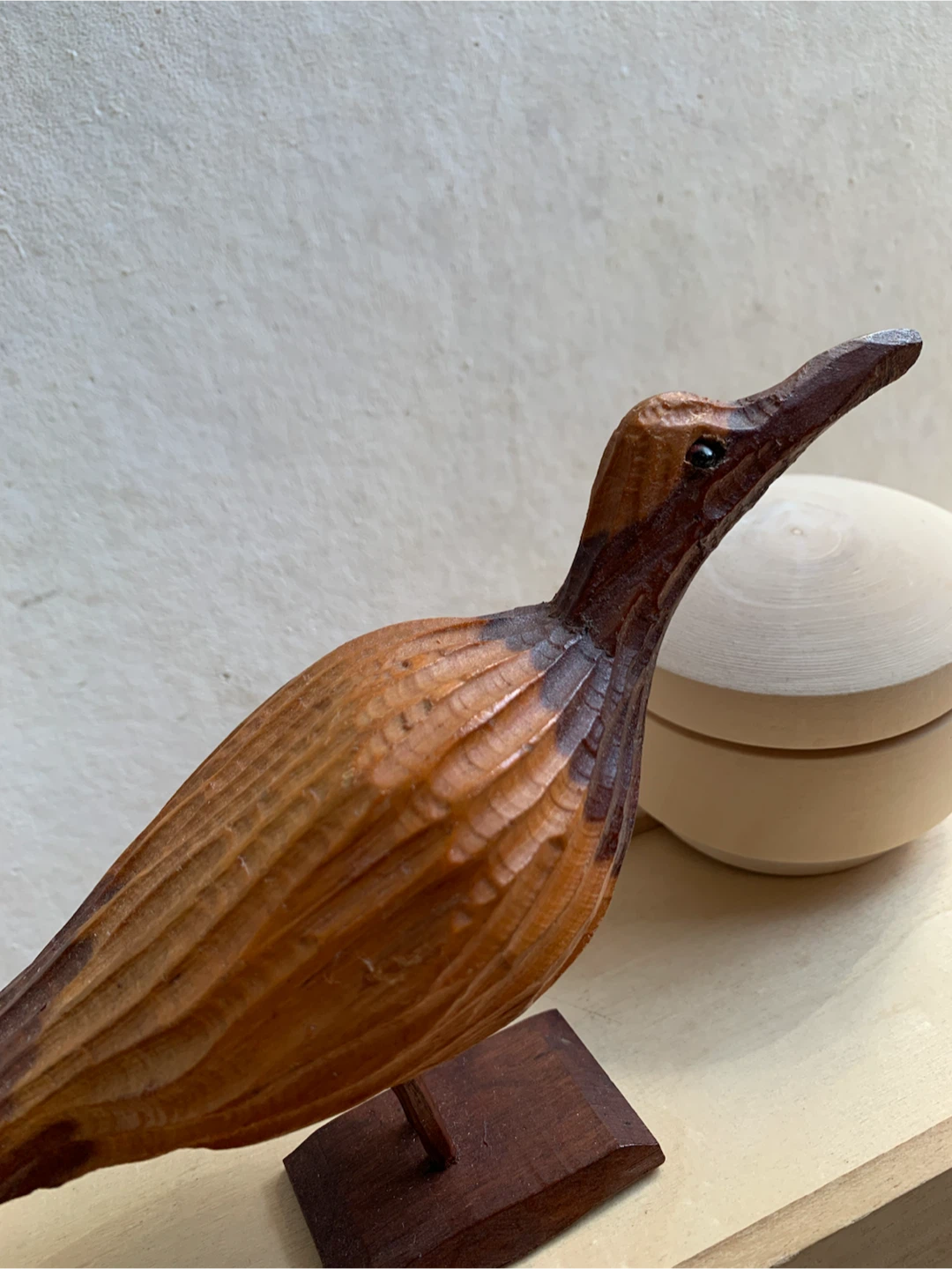 Vintage MCM Hand-Carved Wooden Bird Figurine - photo 5