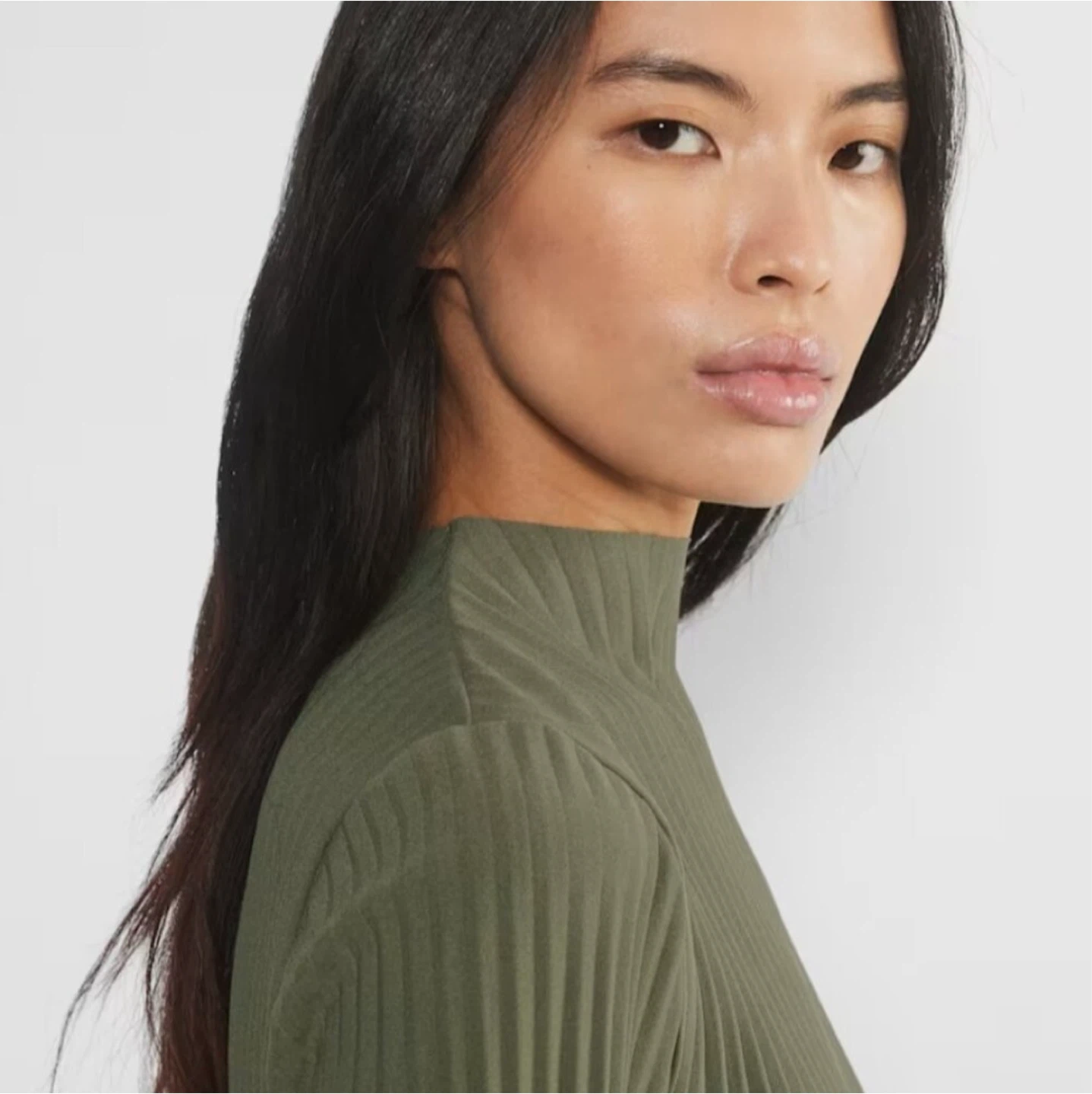 NEW✨Aritzia Babaton Advocate blouse M - photo 2