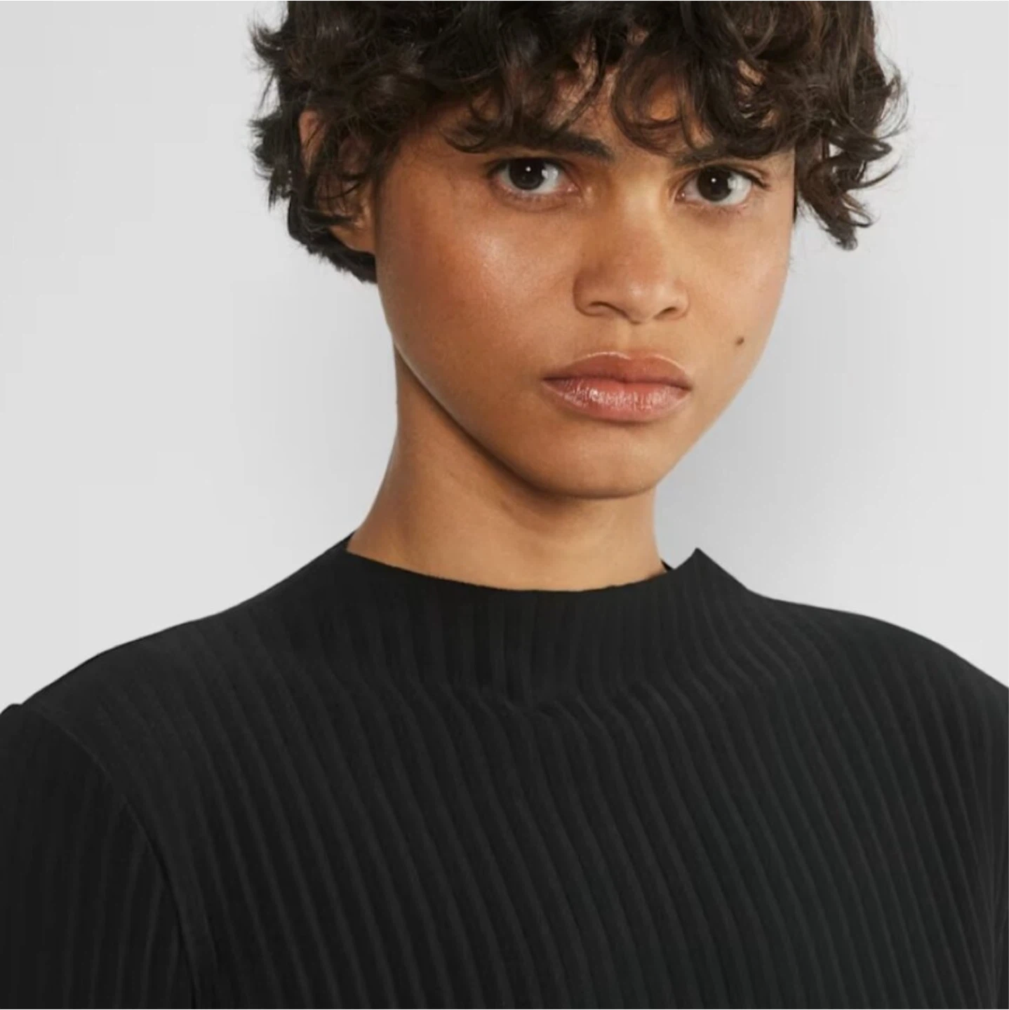 NEW✨Aritzia Babaton Advocate blouse M - photo 4