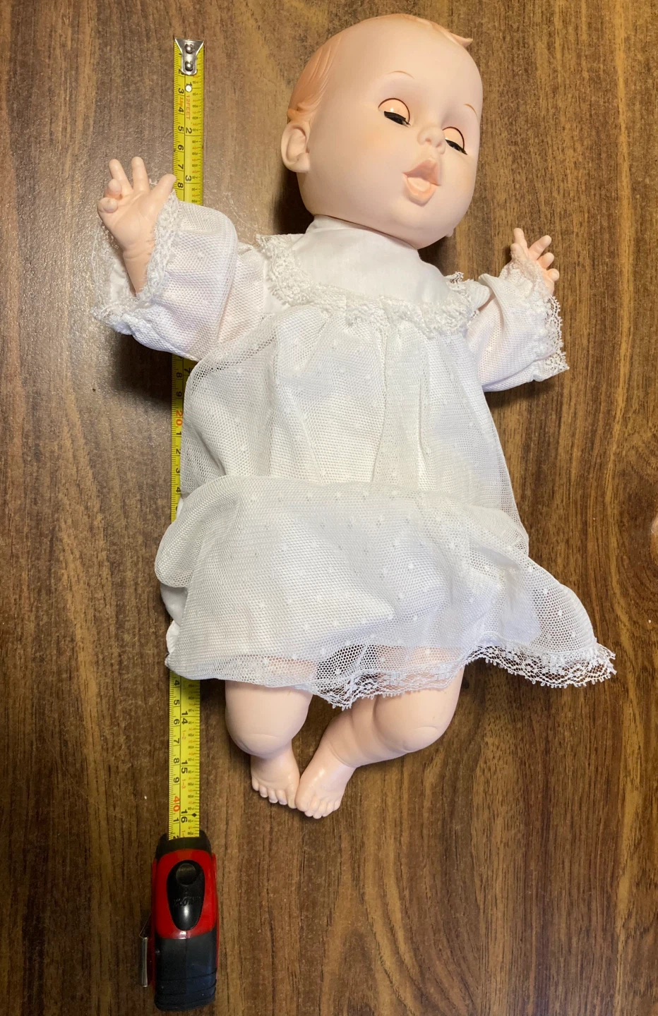VINTAGE 16” GERBER BABY IN CHRISTENING GOWN - photo 2