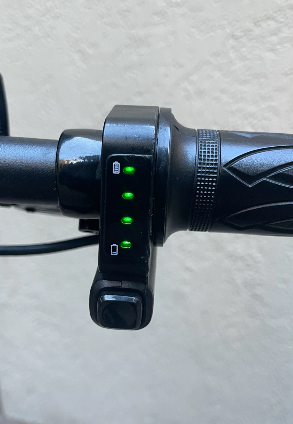 Jetson Electric Bike with Battery Charger - photo 3
